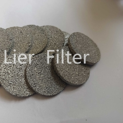 Filtro de acero inoxidable de 40 micrones alrededor del filtro sinterizado del polvo para la industria médica